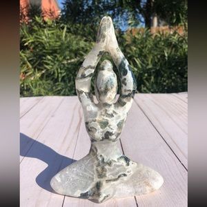 Moss Agate Yoga Statue